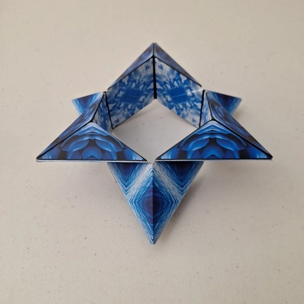 Shashibo Magnetic Magic Cube Fidget Shape-Shifting Cube Great Condition 2021